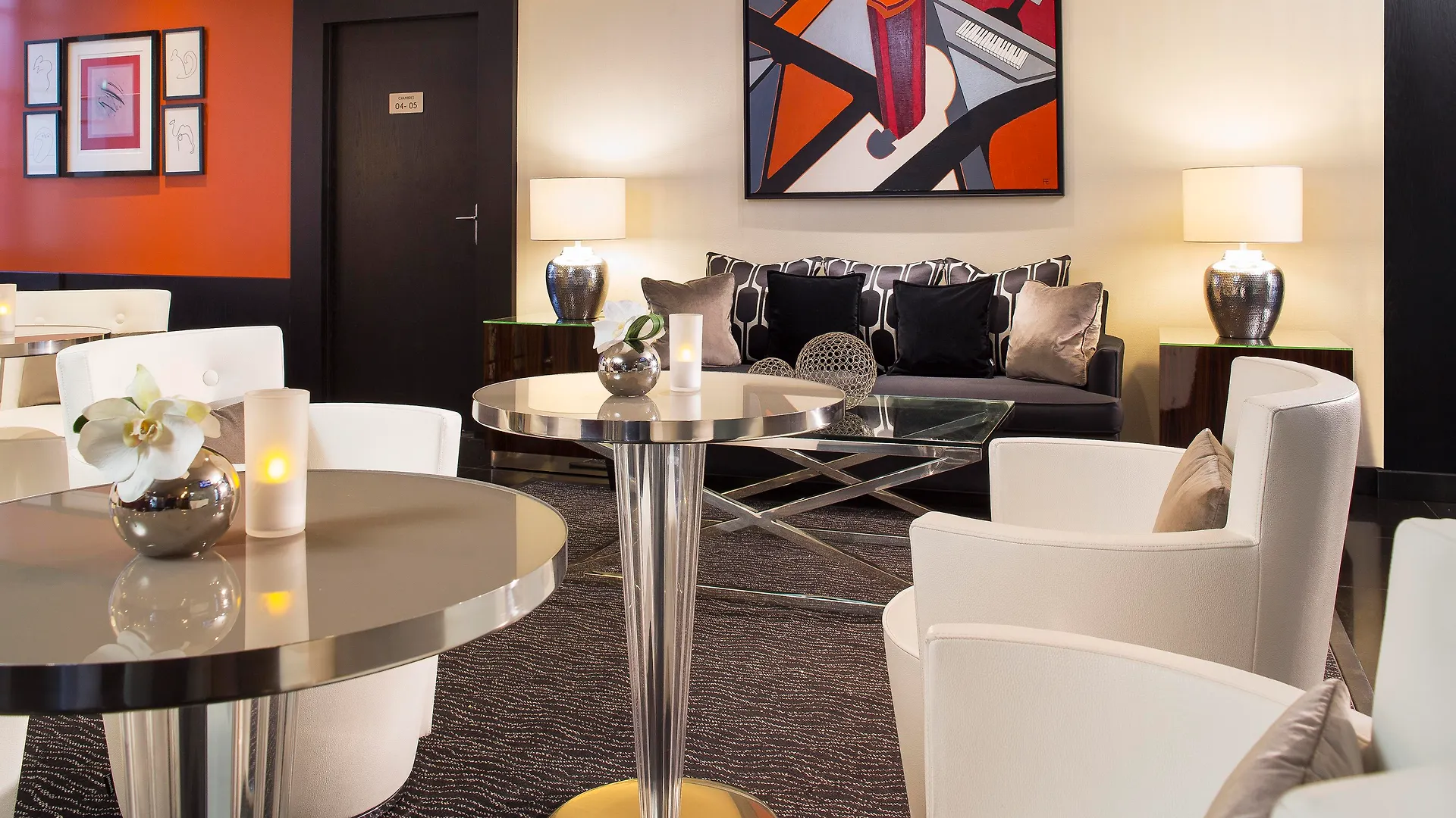 Le M Hotel